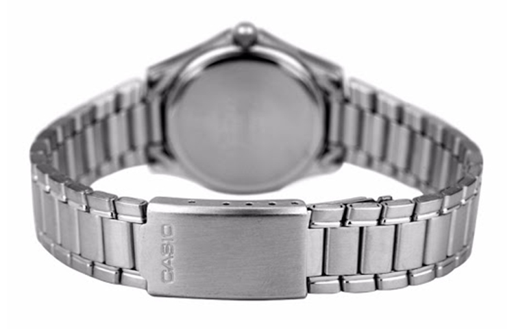 

G Shock LTP 1183A 1A CASIO