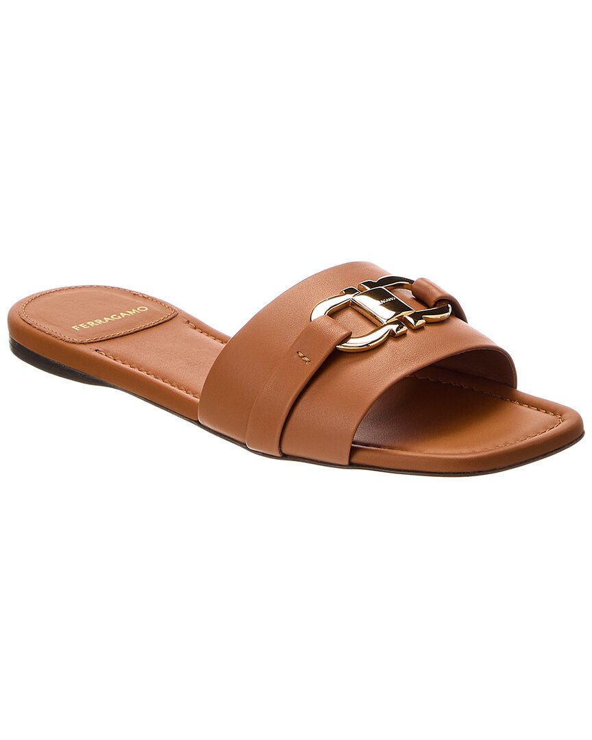 Феррагамо Лия сандалии из кожи с украшениями Salvatore Ferragamo, коричневый