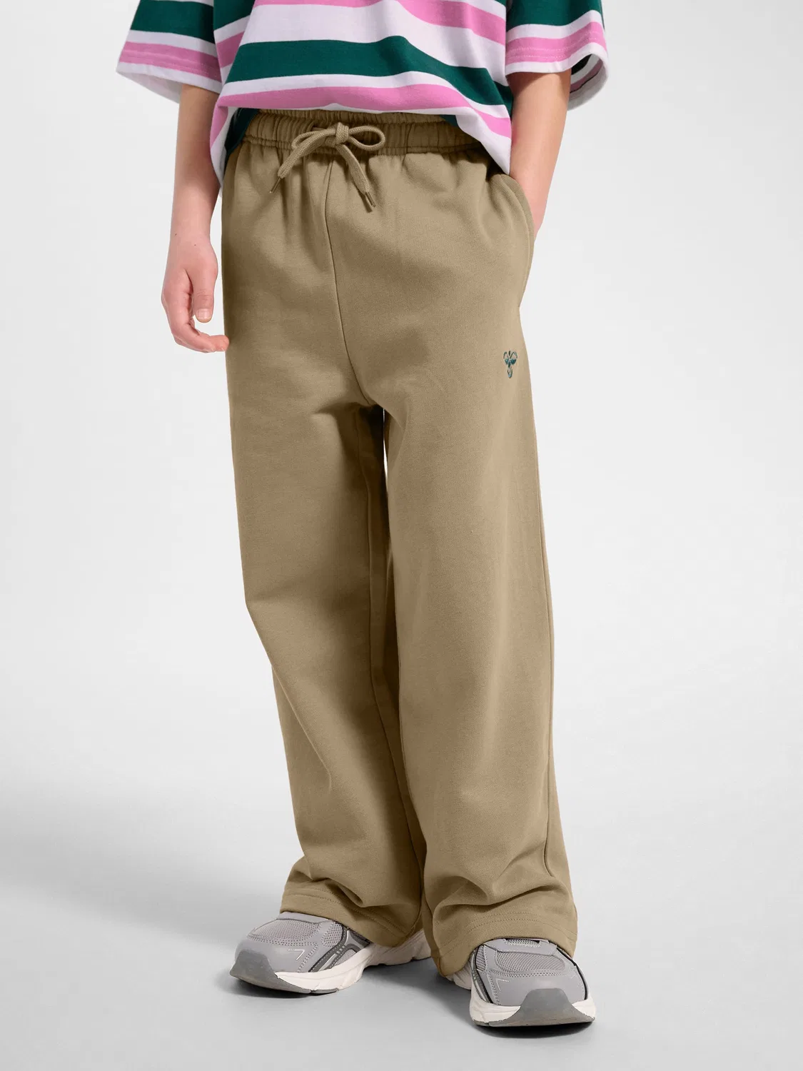 Спортивные штаны свободные, Hummel, серебристо-норковый
