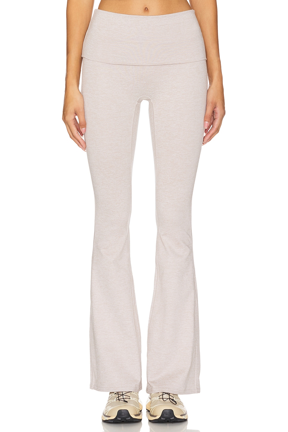 

Брюки loungewell monte с отворотом Wellbeing + Beingwell, цвет oat heather