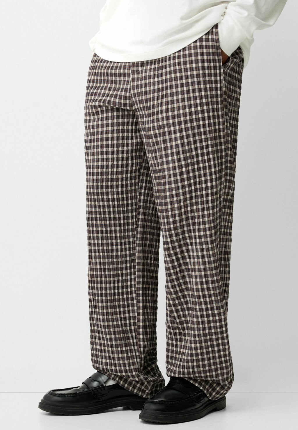 

Брюки WIDE-LEG JOGGER Bershka, темно-коричневый