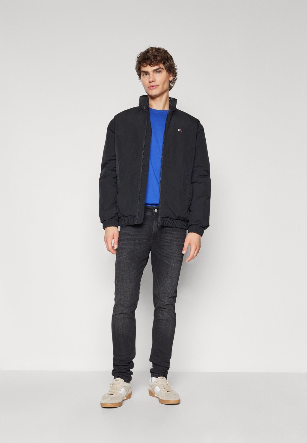 

Зимняя куртка ESSENTIAL PADDED JACKET Tommy Jeans, черный