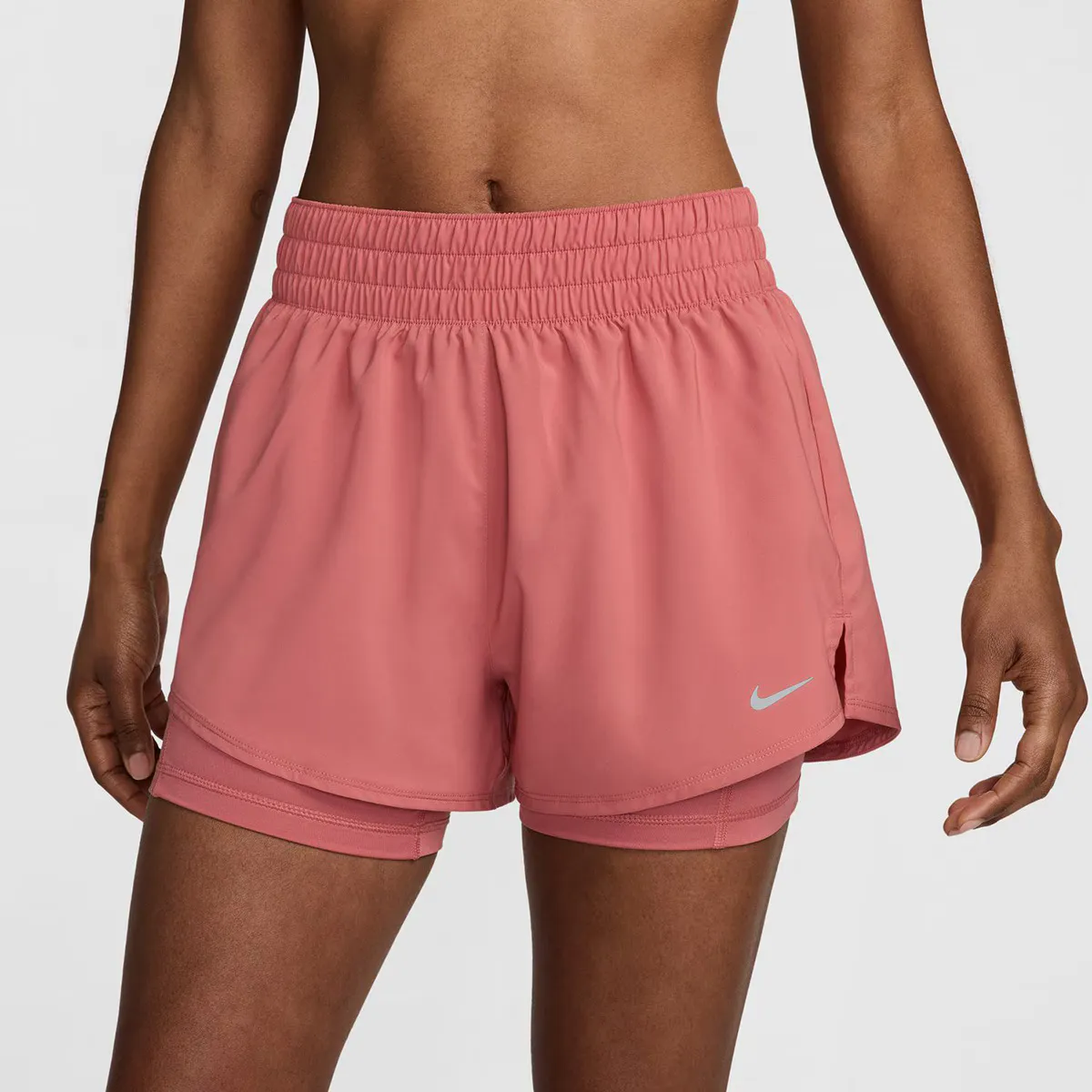 

Женские шорты One Nike, цвет Rosa