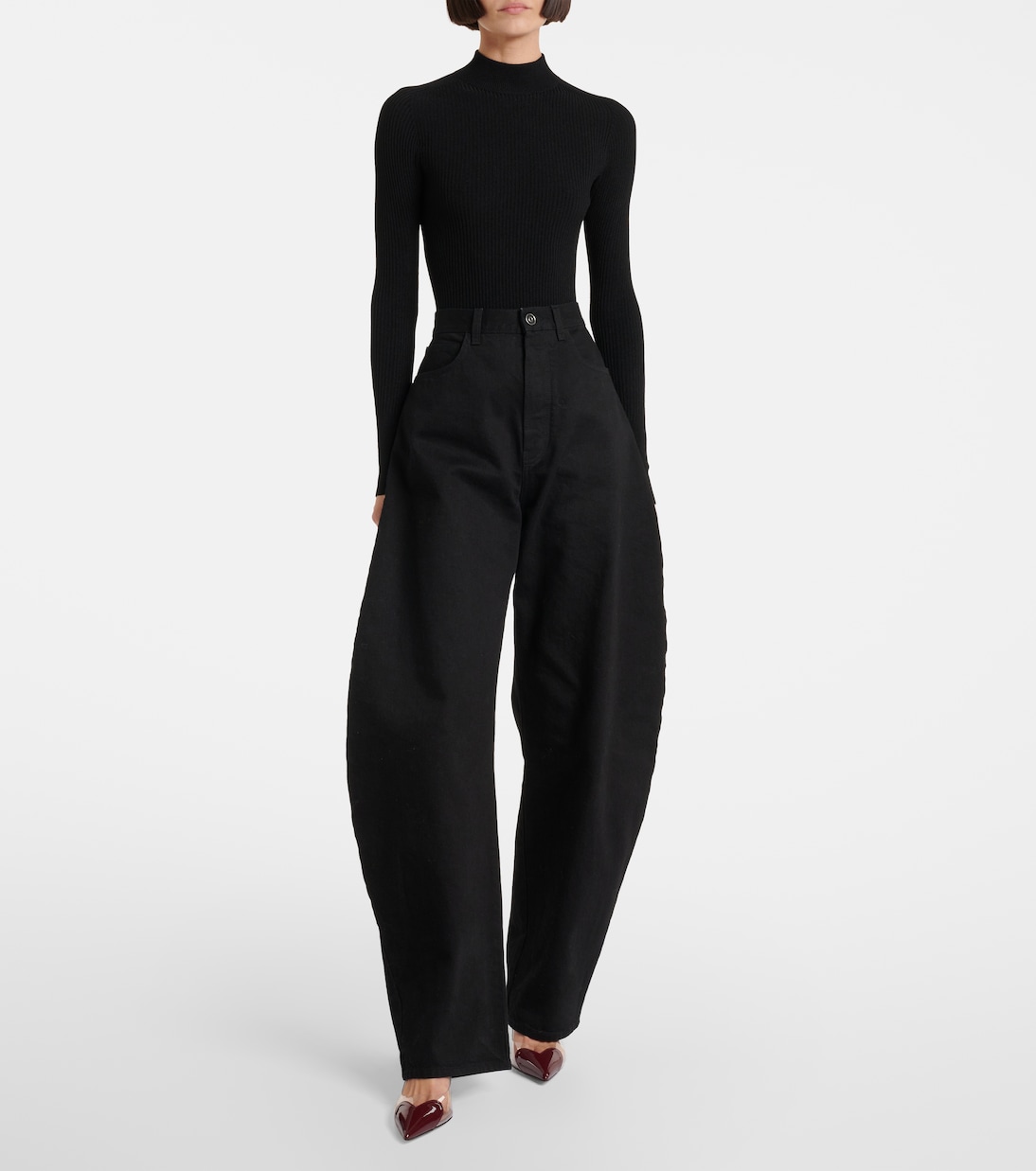 Кожаные туфли-лодочки Le Cœur с ремешком на пятке Alaïa, Rouge Grenat — фото 3