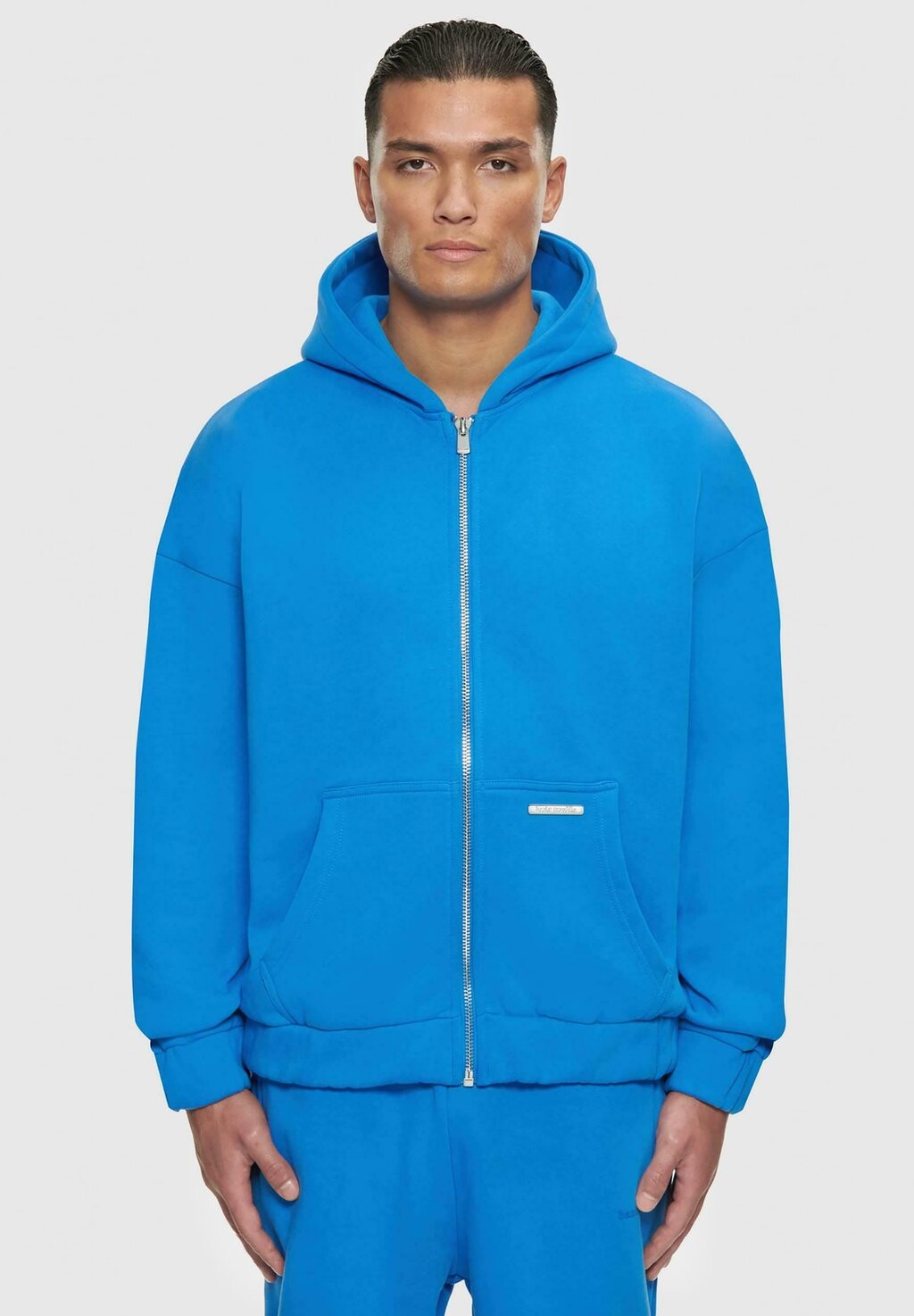 

Толстовка BAZIX REPUBLIQ SUPER HEAVY BLANK Dropsize, цвет royalblue
