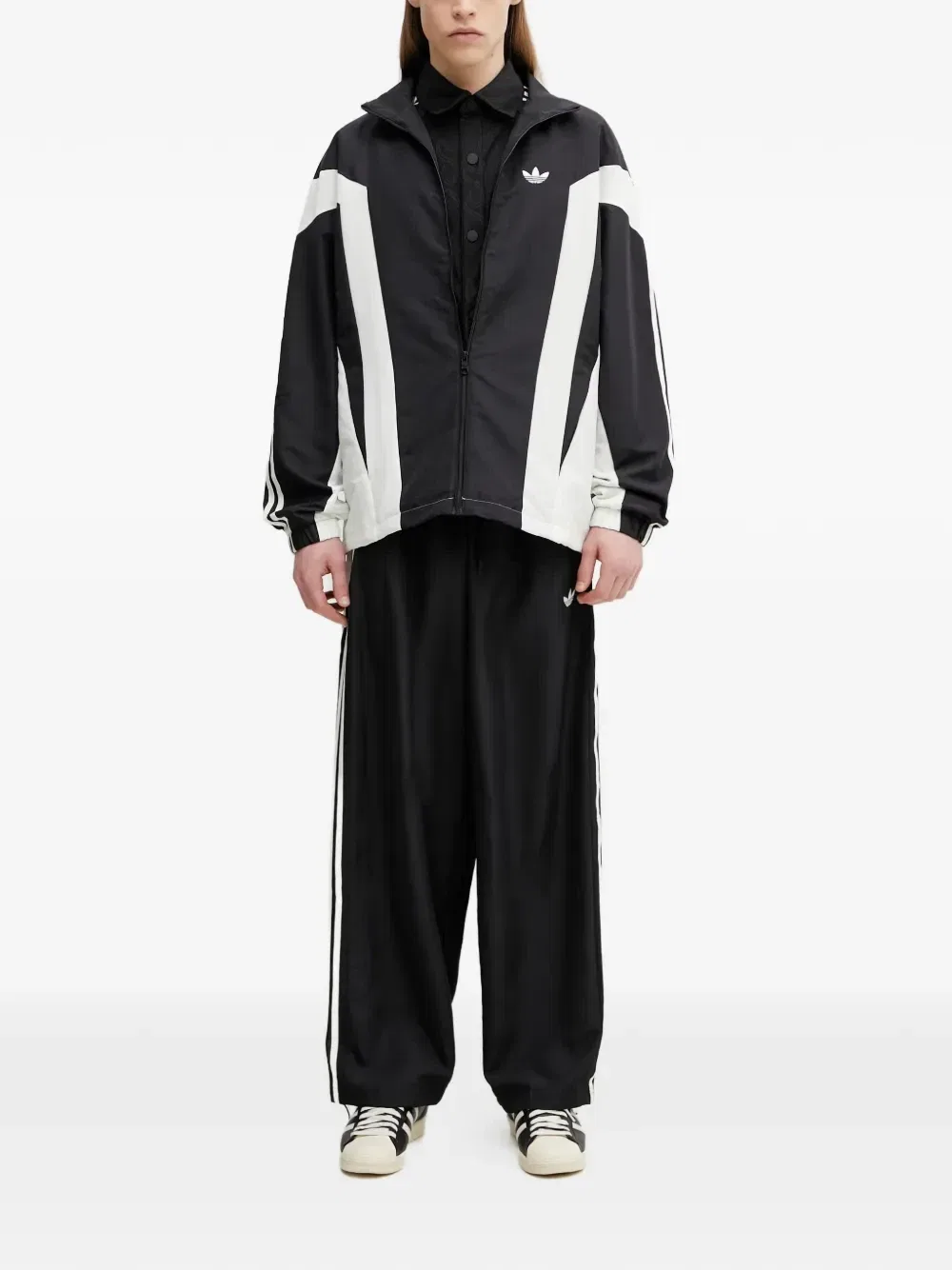 Ветровка Originals «Баскетбол» с логотипом и боковыми полосками Adidas, черный — фото 2