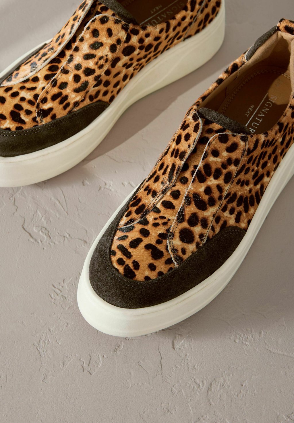 Низкие кеды REGULAR FIT SLIP ON SIGNATURE FOREVER COMFORT CHUNKY WEDGE PLATFORM Next, коричневый — фото 3