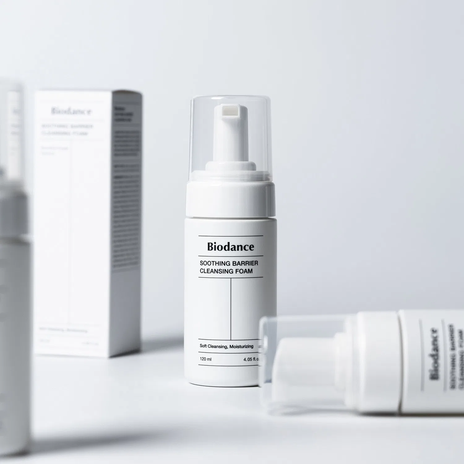 Пенка для умывания Biodance — Успокаивающая очищающая пенка для барьерной функции кожи, 120 мл — фото 4