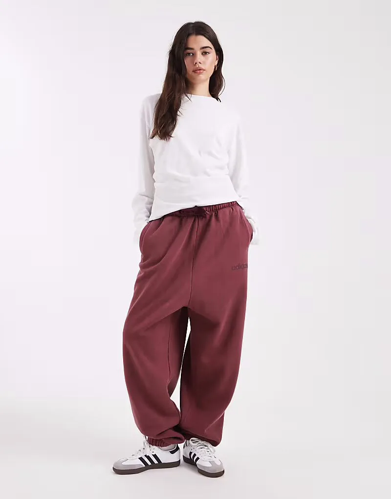 Спортивные брюки Adidas Originals Essentials Linear Jogger, цвет выцветший бордовый