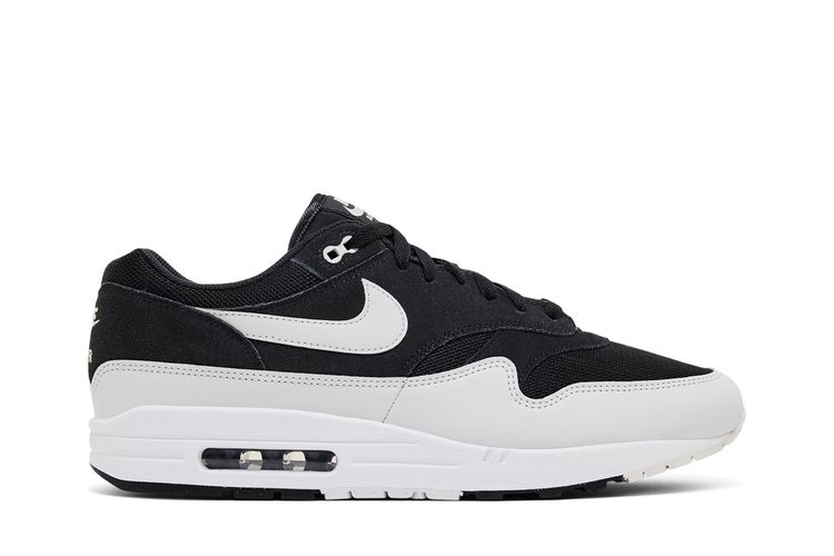 

Кроссовки Nike Air Max 1 Essential 'Off Noir White', черный