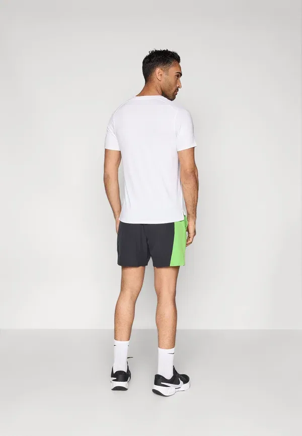 Шорты спортивные Nikecourt Slam Short, Nike Performance, черный/темно-зеленый/белый — фото 3