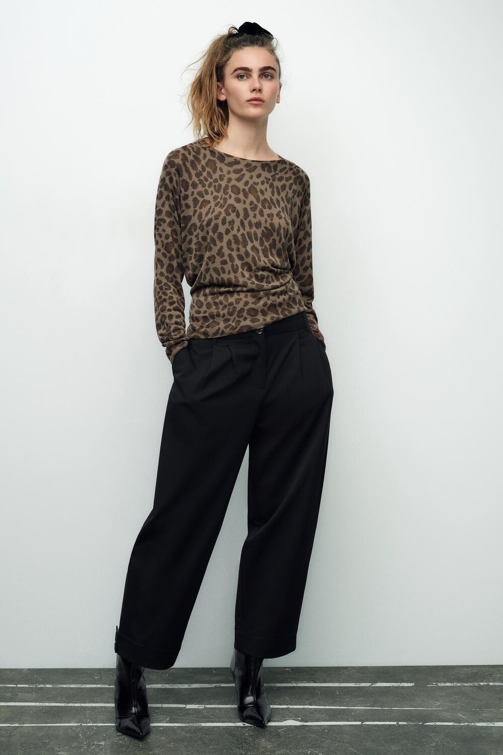 

Базовый свитер тонкой вязки ZARA, цвет leopard