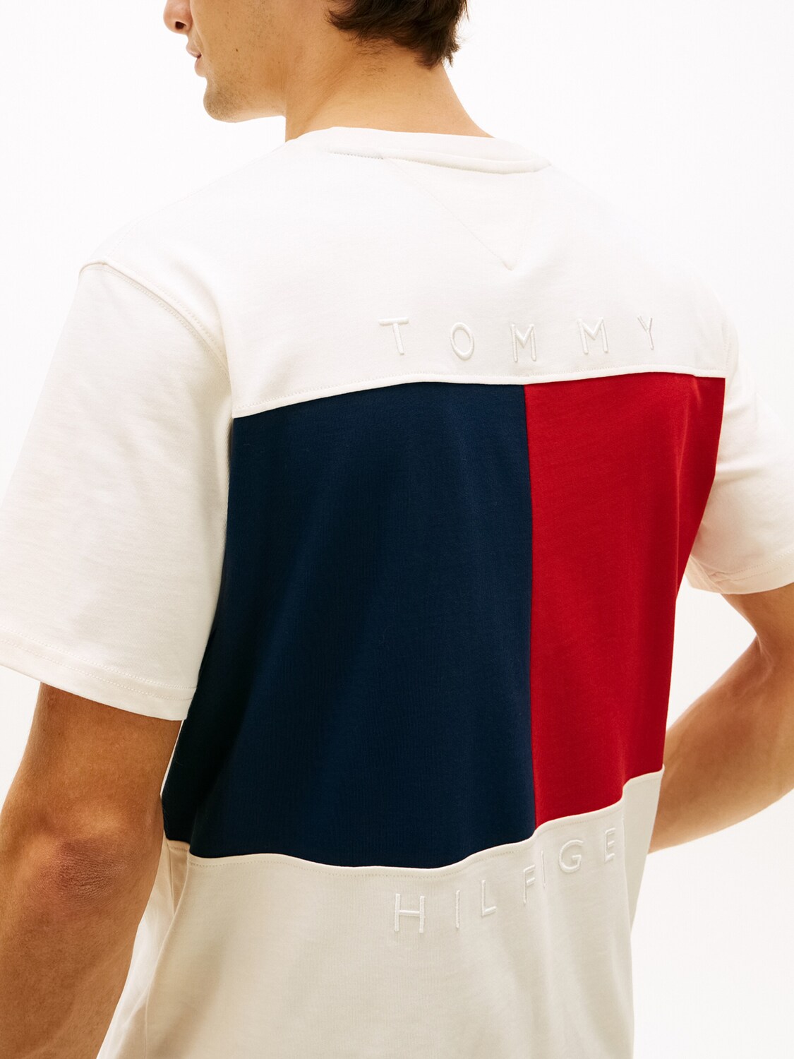 TOMMY HILFIGER Футболка в кремовом цвете — фото 2