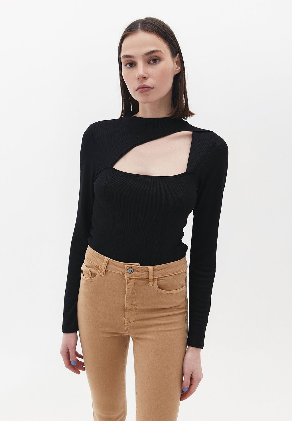 

Футболка с длинным рукавом With Cut Out Detail OXXO, черный