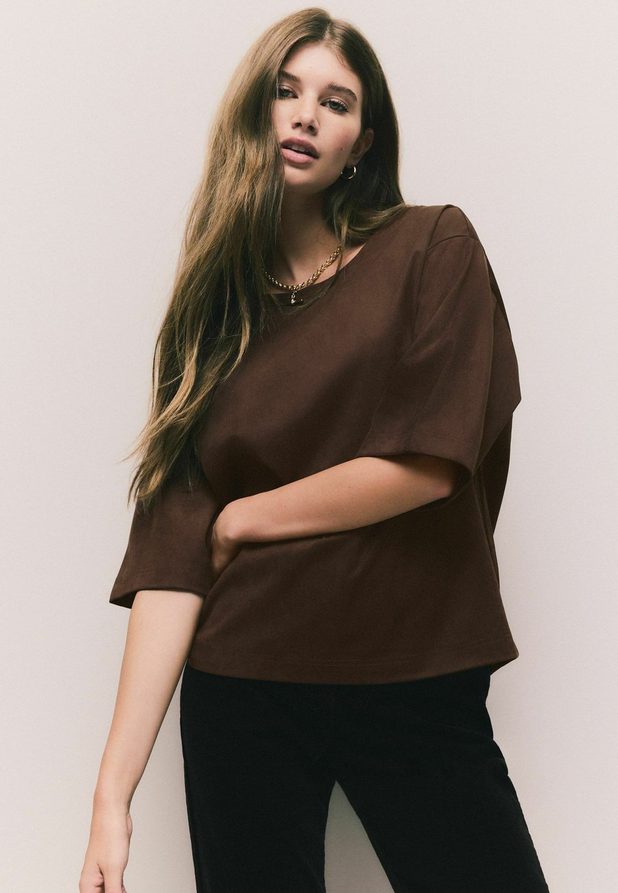 

Футболка Next REGULAR FIT BOXY FITTED HEAVYWEIGHT , Chocolate Brown/Brown, Коричневый, Футболка Next REGULAR FIT BOXY FITTED HEAVYWEIGHT , Chocolate Brown/Brown