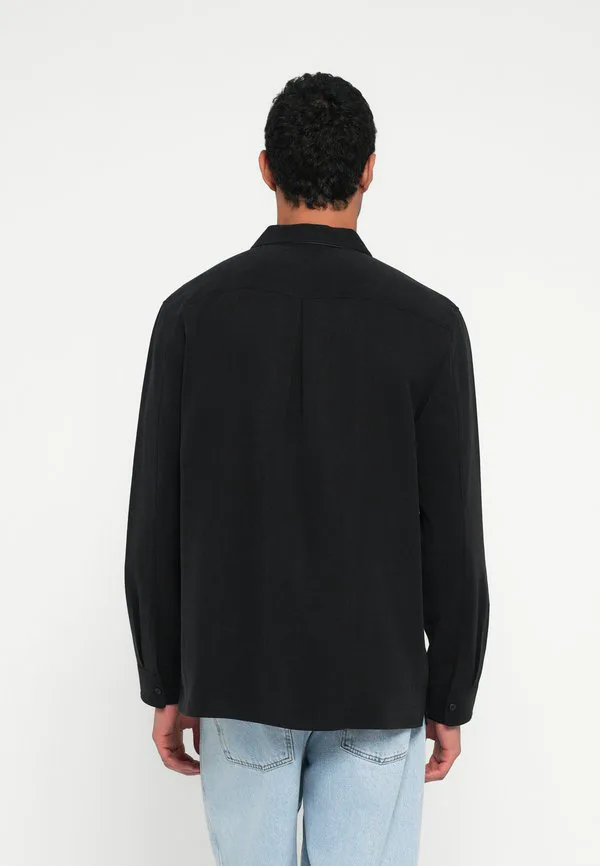 Блестящая рубашка с отложным воротником, удобная рубашка Calvin Klein, Black — фото 3