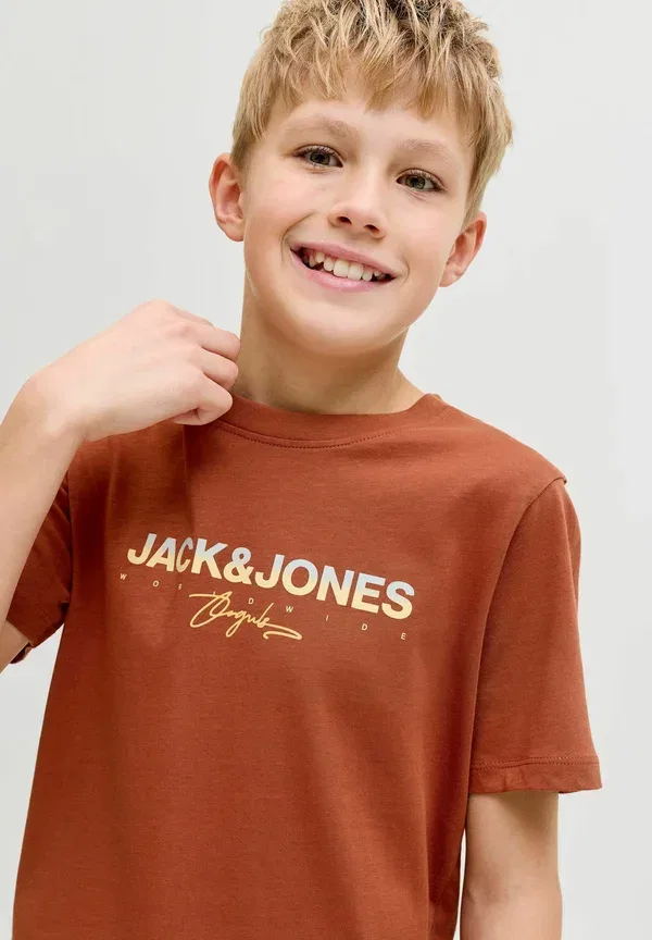 Футболка Jorcanggu tee ss crew neck fst jnr print t-shirt Jack & Jones Junior, аравийская пряность — фото 3