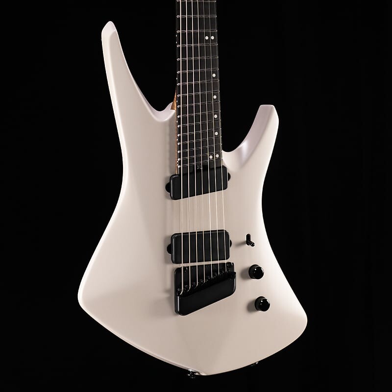 

Электрогитара Ernie Ball Music Man Kaizen 7-String Tosin Abasi - Chalk White
