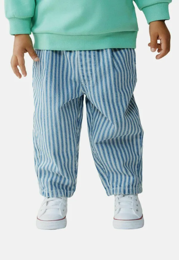 Джинсы прямого кроя стандартного размера. Next, Blue White Stripe