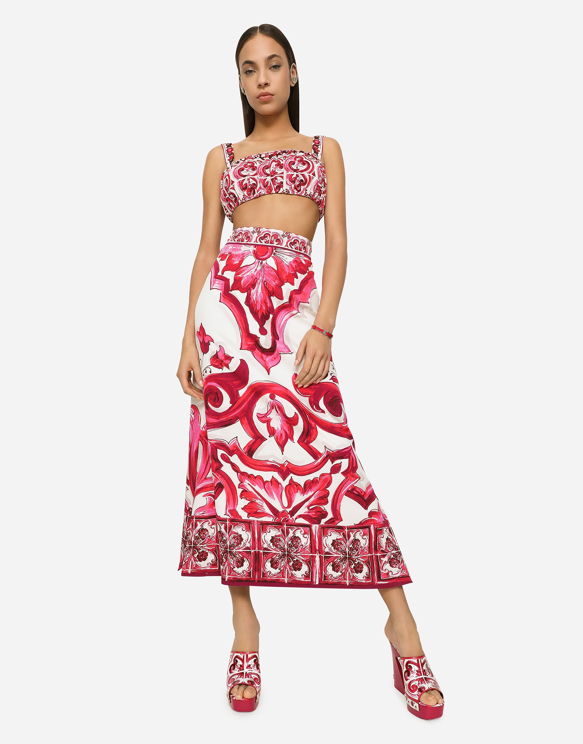 Жесткий эмалированный браслет с логотипом dg Dolce & Gabbana, фуксия — фото 2