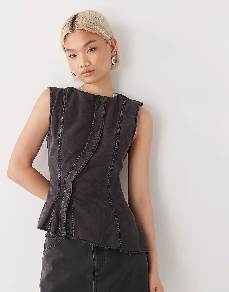 

Асимметричный топ Weekday Ibis с баской и потайными пуговицами, темно-серый, стираный