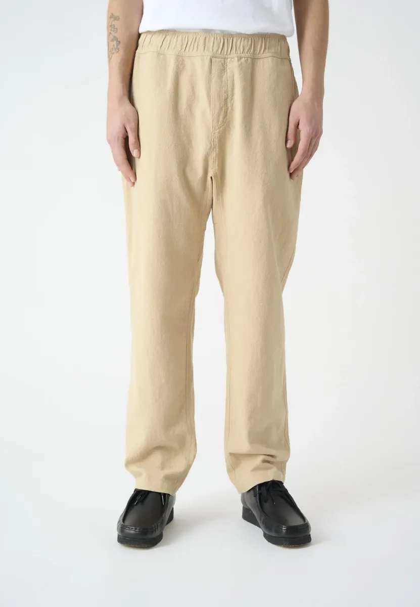 

Брюки из ткани Cleptomanicx "Steezy Linen", свободного кроя, синий