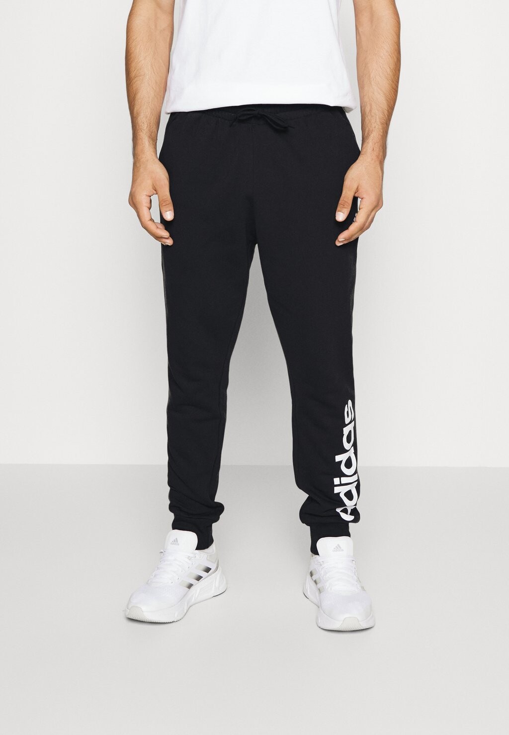 

Спортивные брюки Adidas, цвет Black