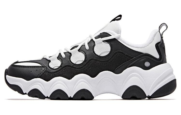 

Кроссовки женские Lifestyle Low-Top Black/ White Qiaodan