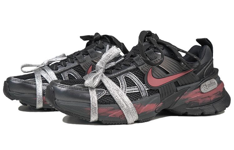 

Кроссовки Nike V2K Run для женщин, Black