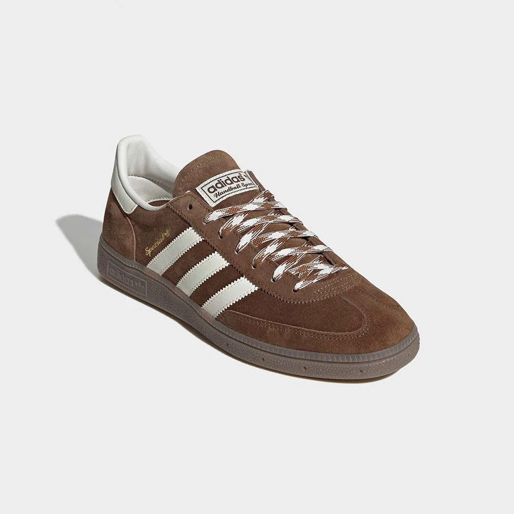 Мужские кроссовки Handball Spezial в цвете дикий коричневый/белый от Adidas