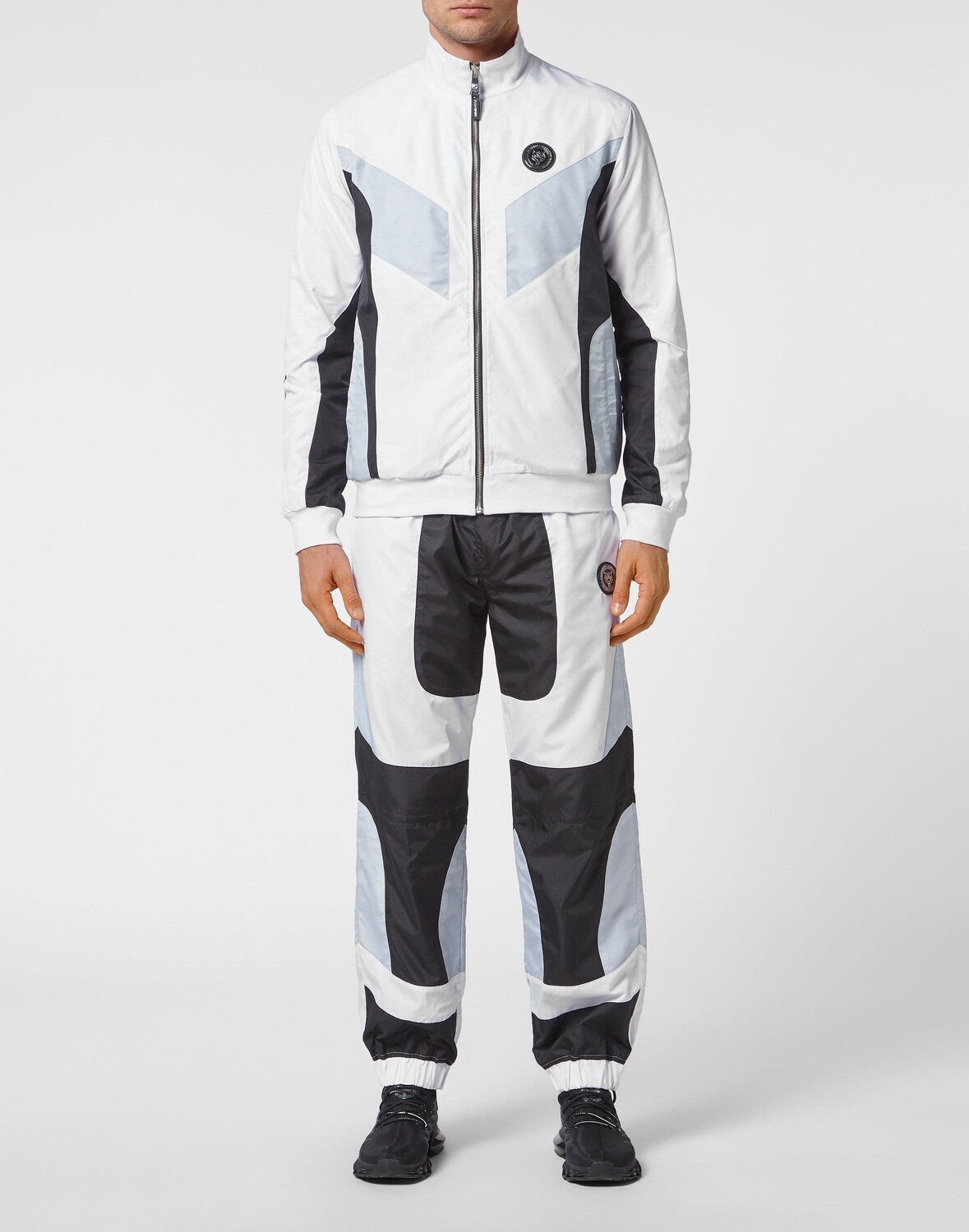 

Спортивный костюм: куртка на молнии + спортивные штаны. Plein Sport, белый