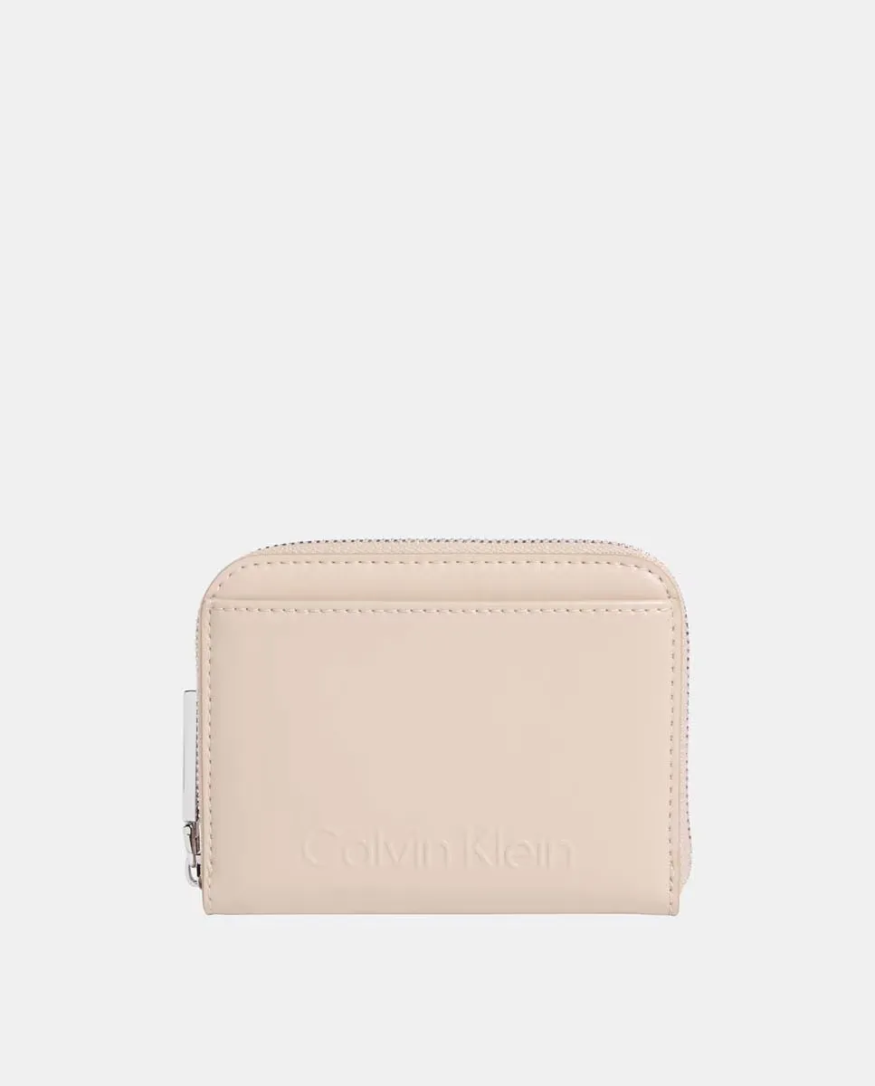 

Кошелек Calvin Klein, бежевый