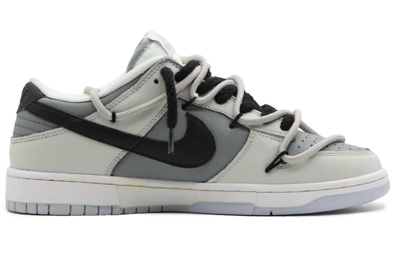 

Кроссовки Nike Dunk Skateboard Shoes Men Low-Top Gray White/Black