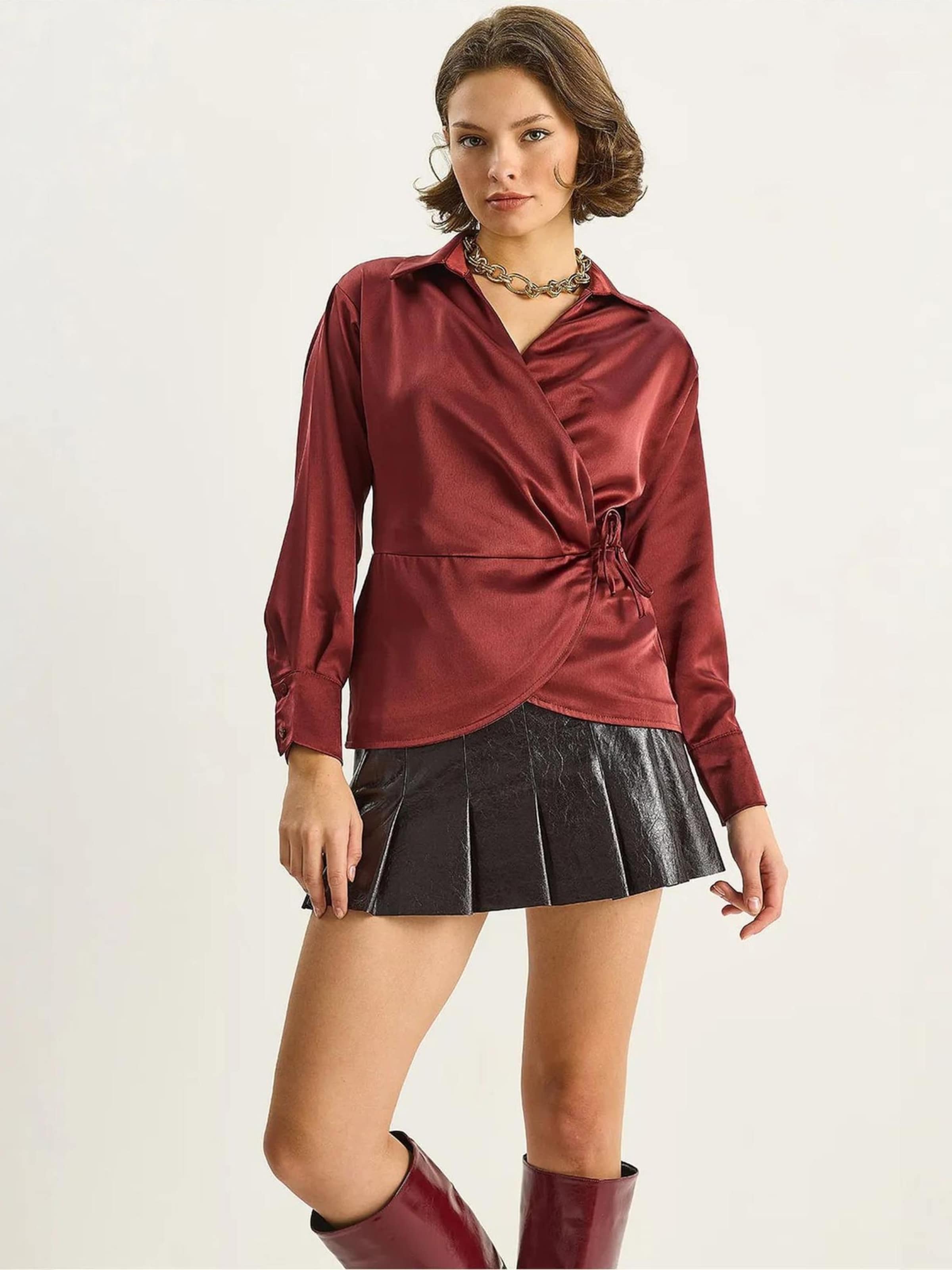 

Bianco Lucci Блузка в бордовом цвете