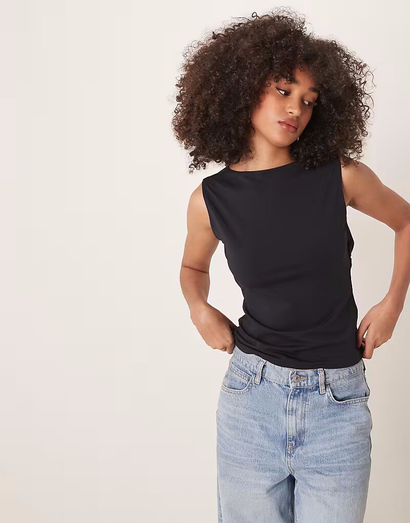 

Удлиненный топ Abercrombie & Fitch с открытыми плечами черного цвета