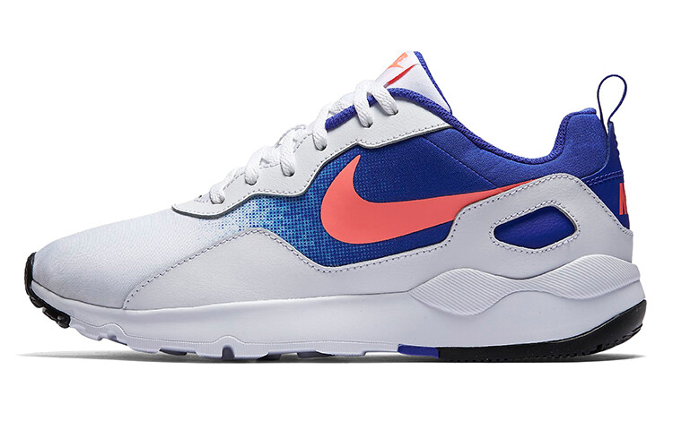 

Nike Кроссовки для женщин