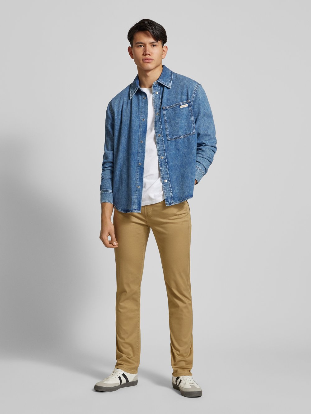 

Джинсы Slim fit с 5 карманами, модель «511» Levi's, бежевый