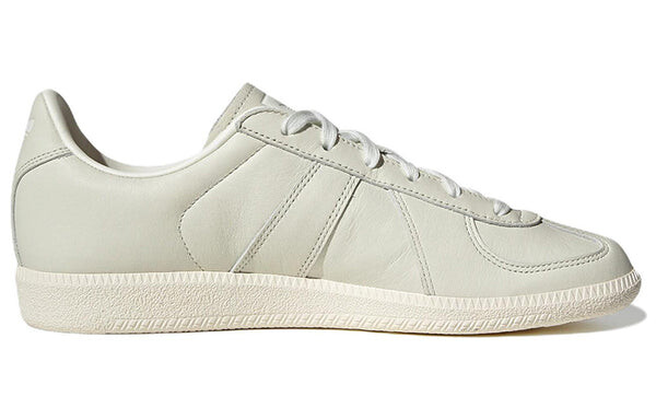 Кроссовки оригиналы bw army Adidas, белый — фото 2