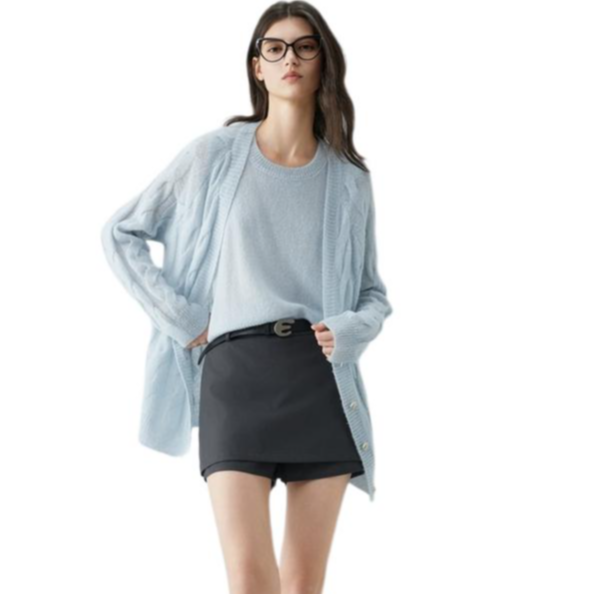 

ELLE Повседневный костюм для женщин Light Blue с V-образным вырезом Moderate Others
