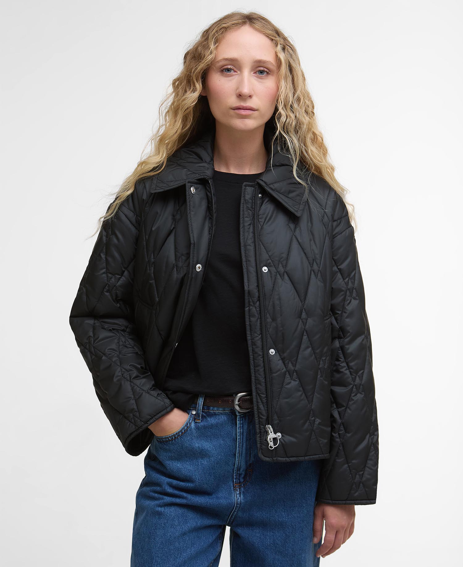 

Стеганая куртка Barbour Bernadette, Black/Onyx Tartan