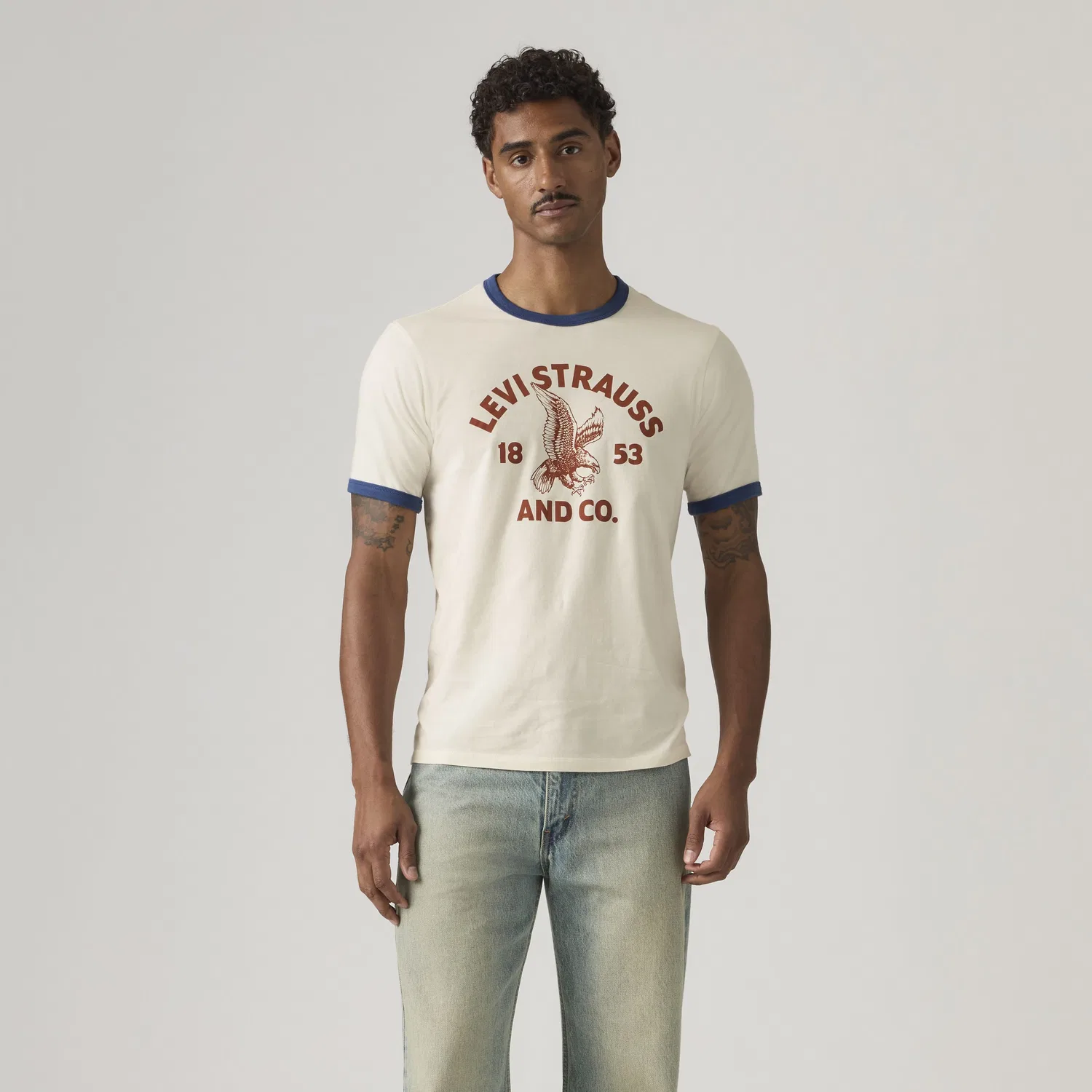 Футболка стандартного кроя с графическим принтом и контрастной отделкой Levi's