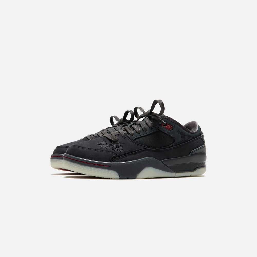 Кроссовки Jordan x Who Decides War WMNS Flight Court SP, цвет Black/Varsity Red/Off Noir/Muslin — фото 2