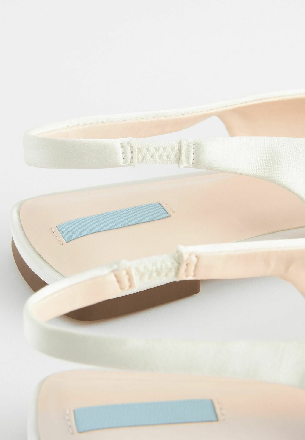 

Балетки Forever Comfort Wedding Heart Trim- Regular Fit Next, белый
