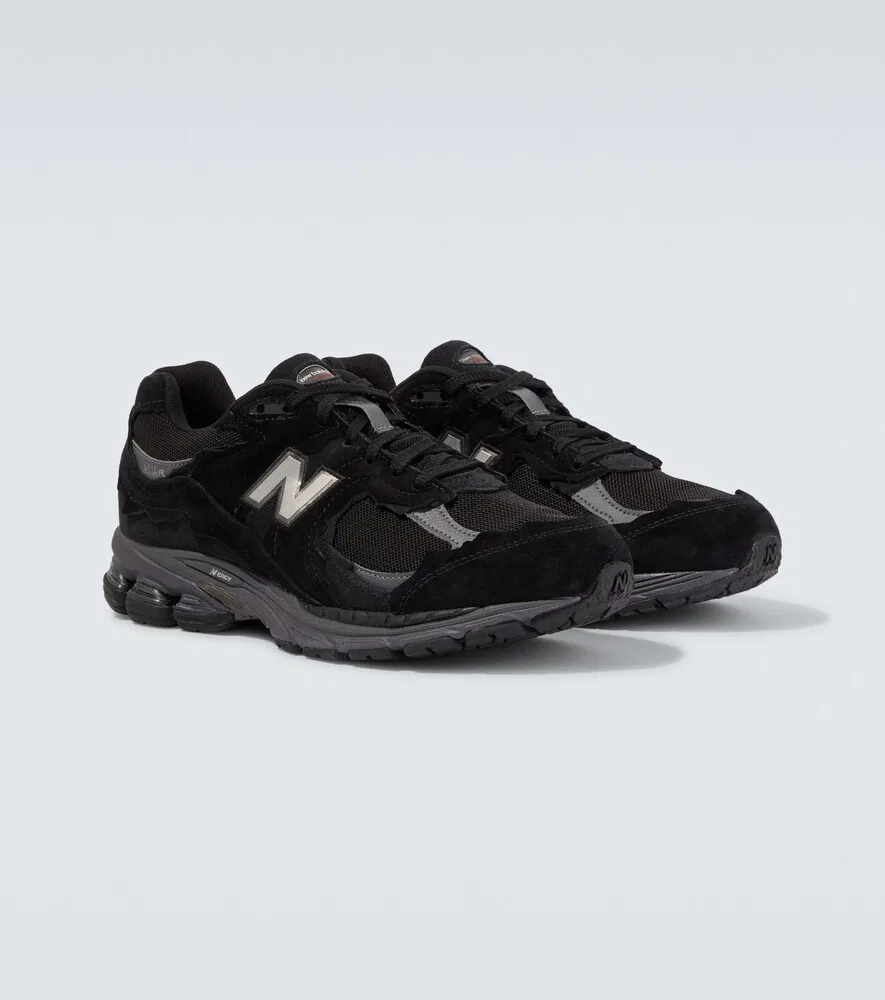 Замшевые кроссовки 2002 года New Balance, черный