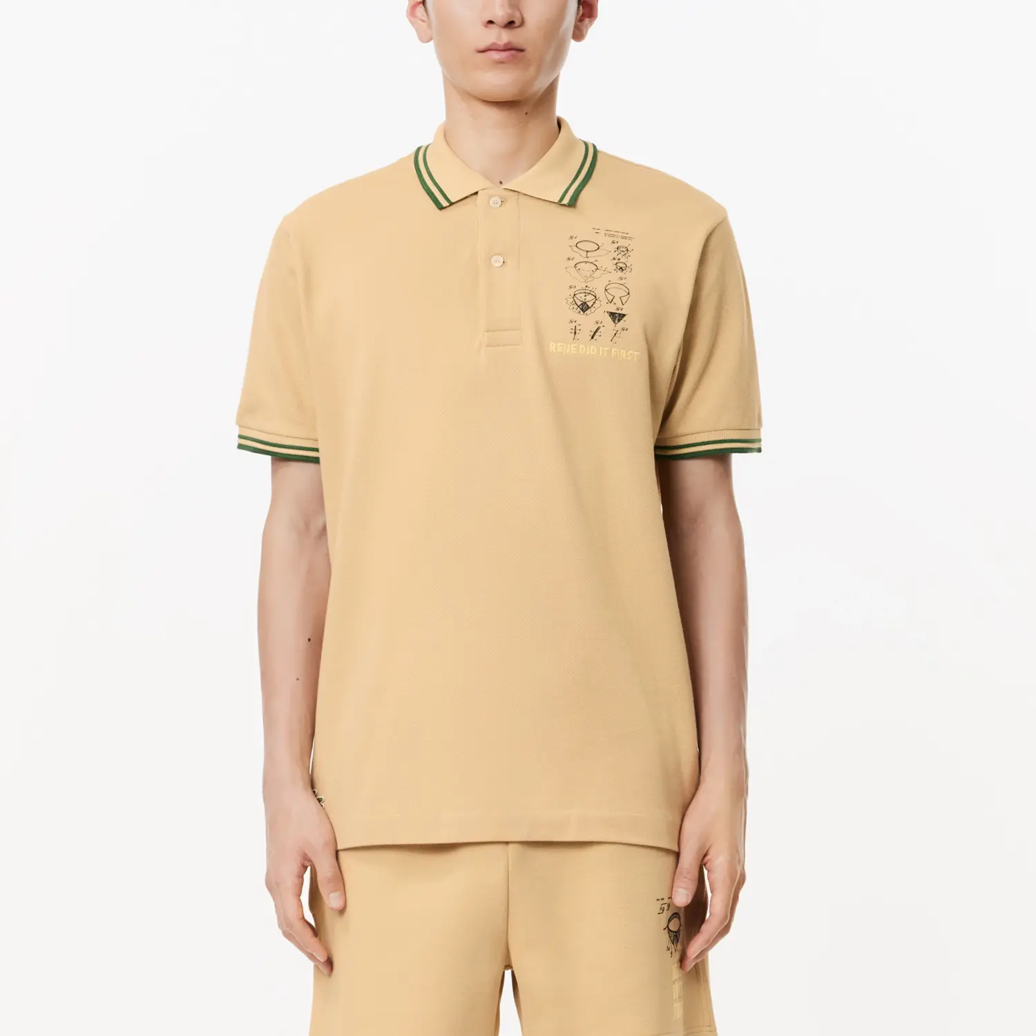 Хлопковая поло с вышитым слоганом LACOSTE, бежевый — фото 3