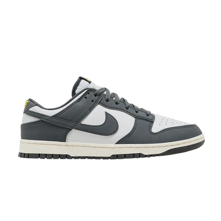 

Кроссовки Nike Dunk Low Next Nature 'Iron Grey Lightning', серый