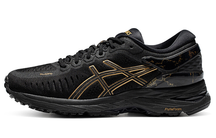 

Женские кроссовки Asics