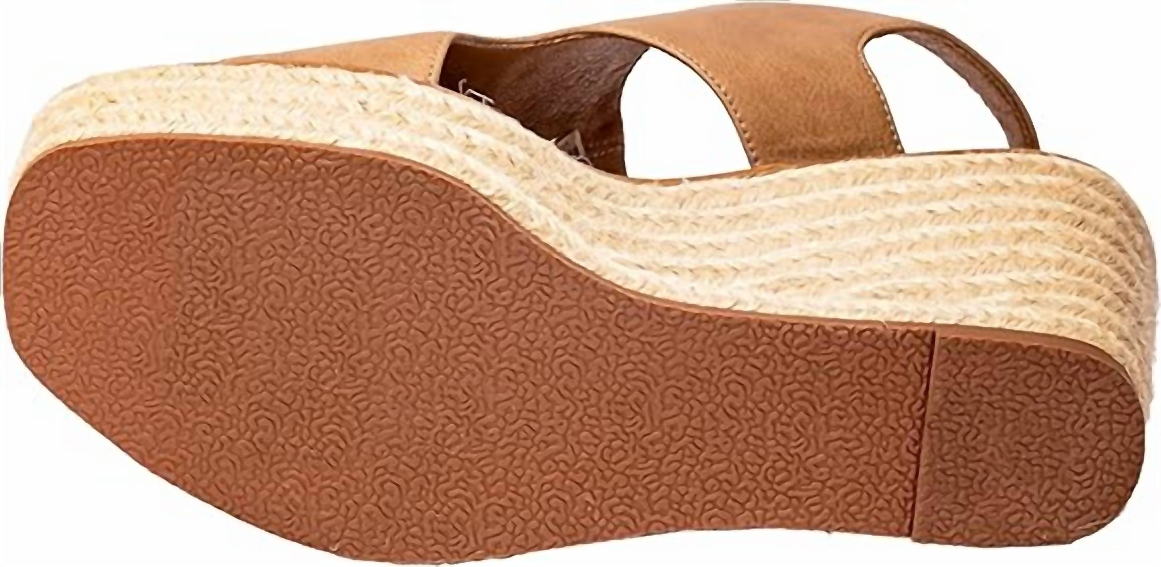 Женские босоножки Freddie Wedge в цвете Taupe Corkys Footwear — фото 4