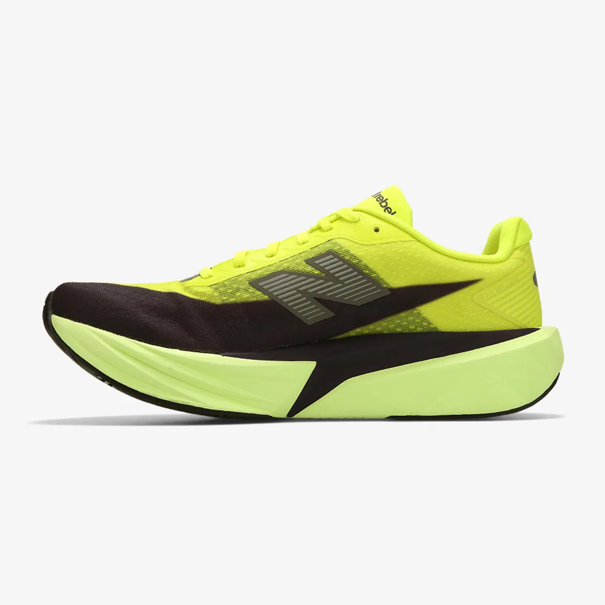 Мужские беговые кроссовки New Balance Rebel v5 жёлто-зелёные — фото 3