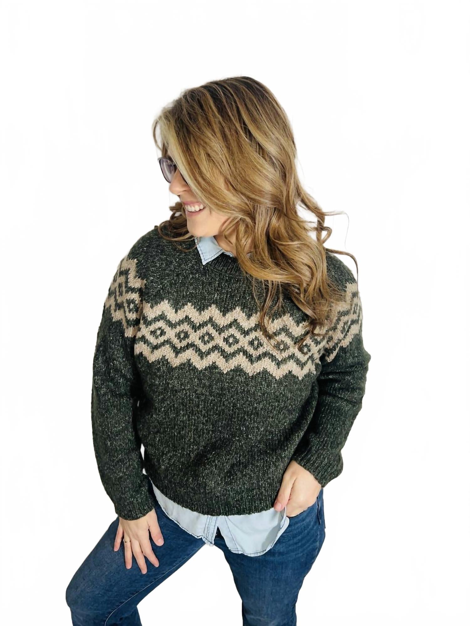 

Вязаный свитер Hunter Knit зеленого цвета Hem & Thread
